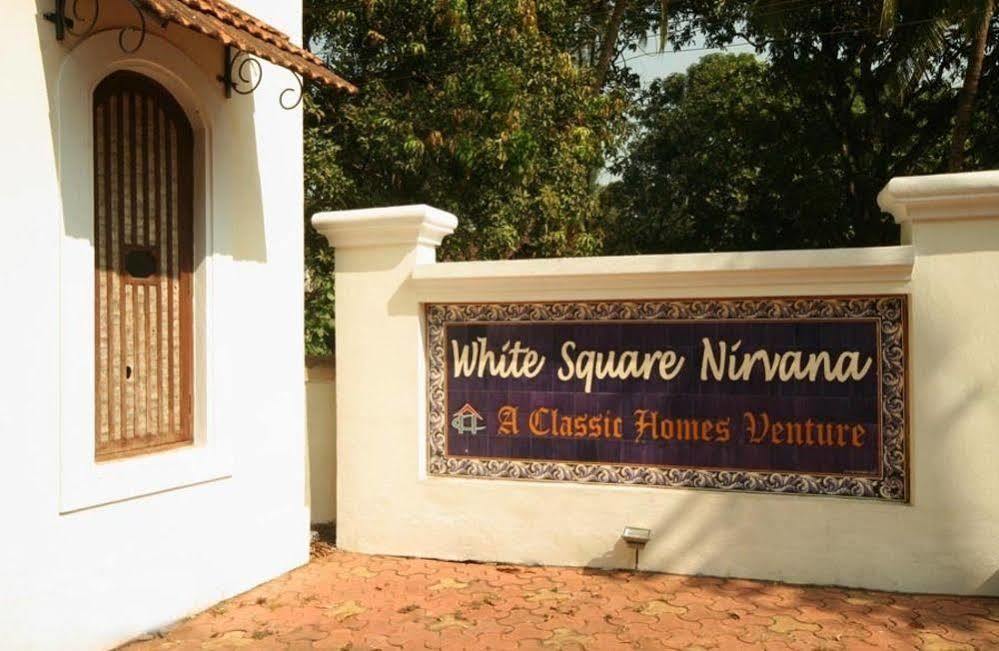 מפוסה White Square Nirvana, Parra מראה חיצוני תמונה
